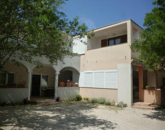 Apartman Nana Starigrad - Photo2