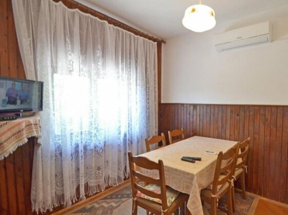 Apartment Mara 1 Starigrad - Photo5