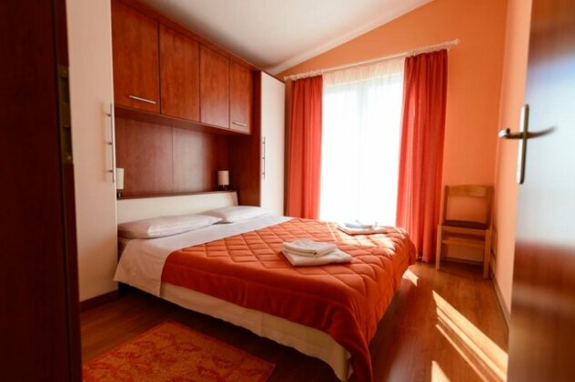 Apartments Maris Starigrad - Photo2
