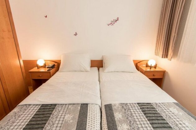 Hotel Barba Starigrad - Photo4
