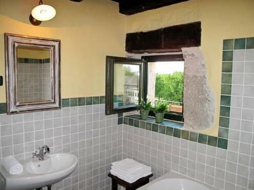 Stone House Varos - Photo3