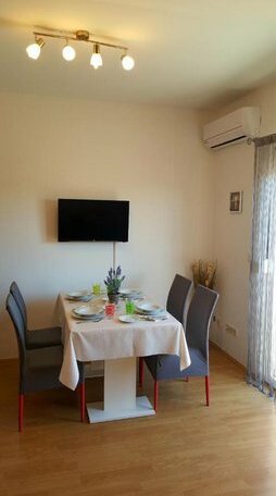 Apartman Mery Stinjan - Photo2