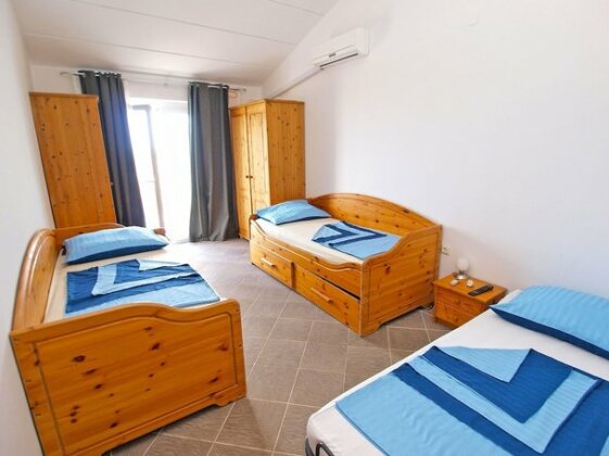 Apartments Ivan 65 - Photo4