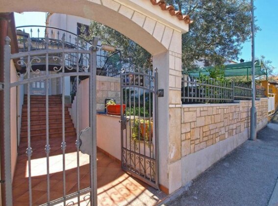Apartments Lidija 1305 - Photo2