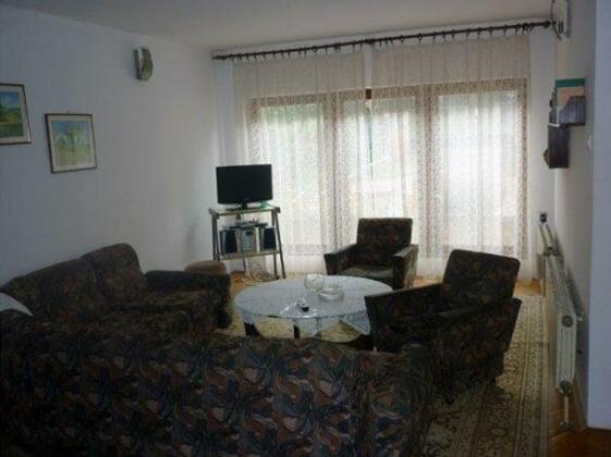 Festival House - Photo3