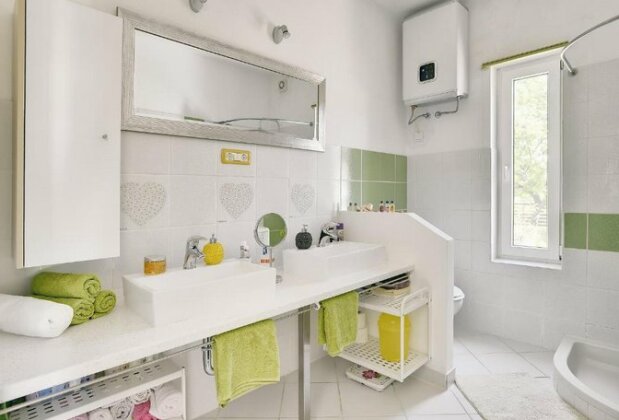 Holiday Home Pelini - Photo5