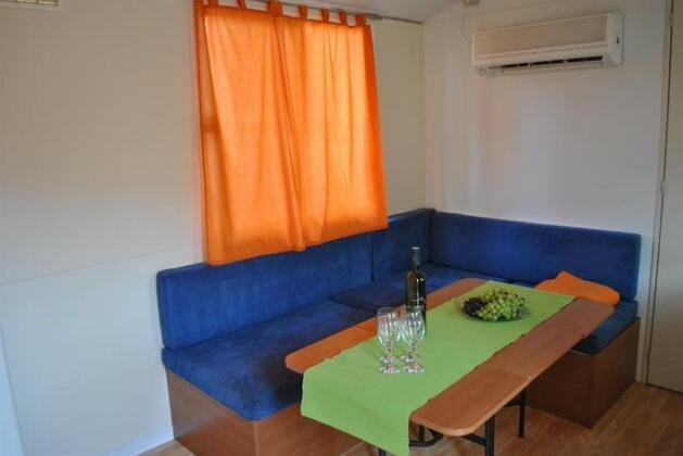 Mobile Homes Camp Brione - Photo4
