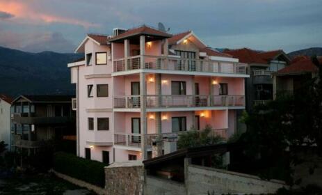 Apartments Cetina