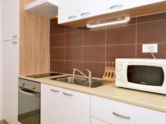 Lobster Apartments - Photo2