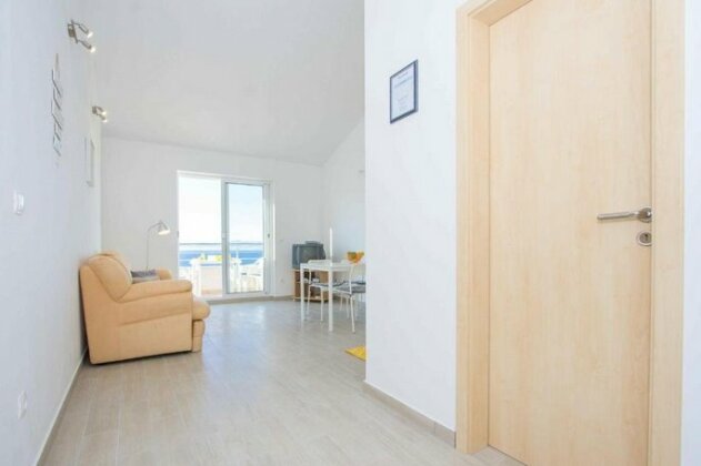 Apartments Sunny Stomorska - Photo3