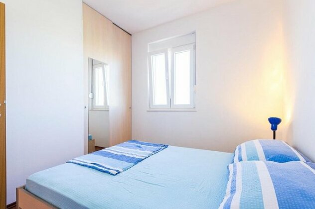 Apartments Mladenka Sukosan - Photo2