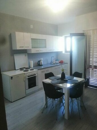 Buza - Photo3