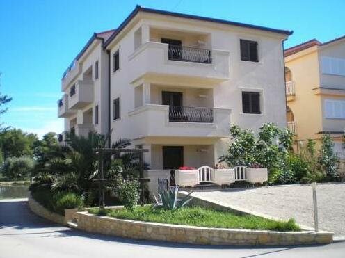 Casa Del Sol Apartments - Photo3