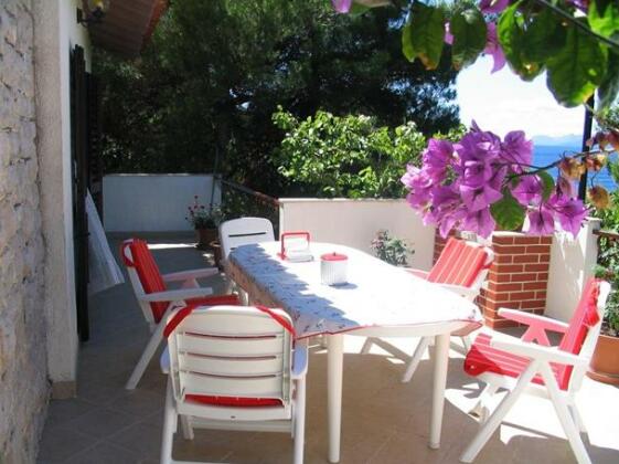 Holiday Home Tomic Private Beach - Photo3