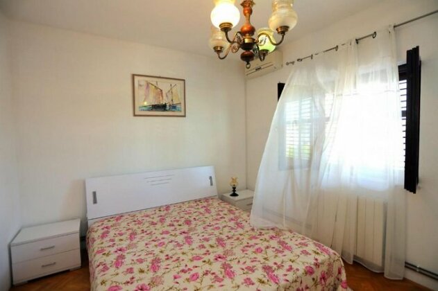 Apartment Dragi - Photo3
