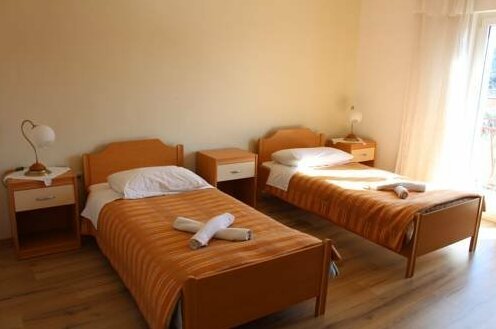 Guest house Ivo - Photo3