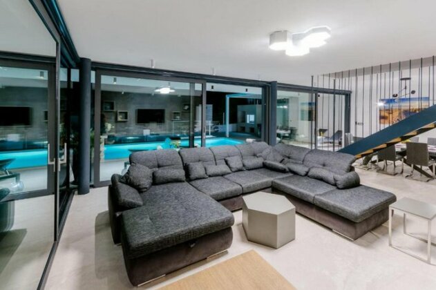 Luxury Villa Vitae - Photo3