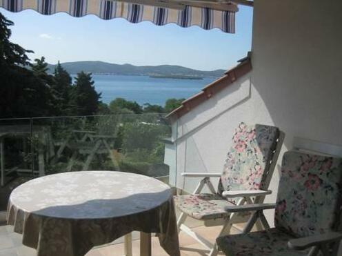 Apartments Burazin - Photo3