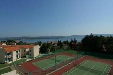 Hotel Alba Sveti Filip i Jakov - Photo4