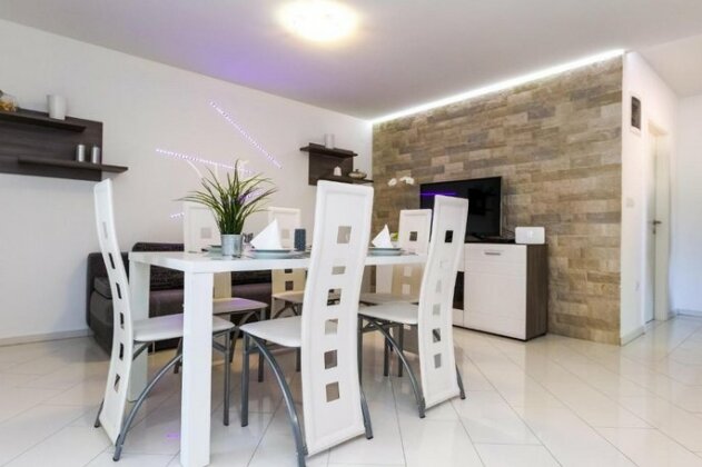 Sea Sound Apartments Rea - Photo4