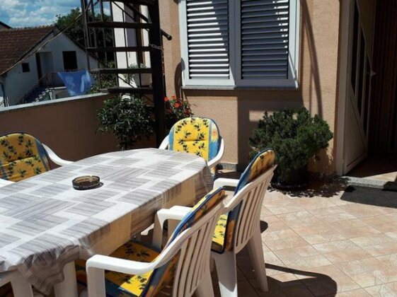 Apartments with a parking space Tar Porec - 6948 - Photo2