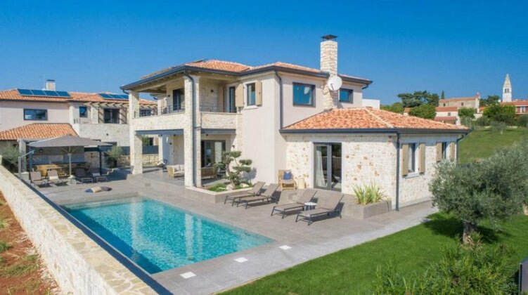 Exclusive Living Villas - Photo4