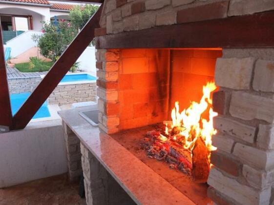 Holiday Home Enisa - Photo4