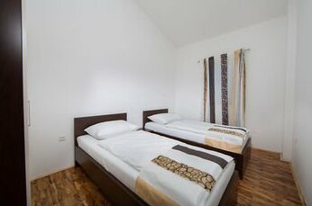 Jana Residence - Photo3
