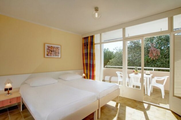 Lanterna Sunny Resort by Valamar Tar-Vabriga - Photo4