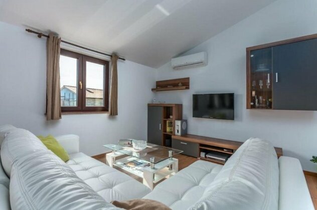 Valeria Apartment Tar-Vabriga - Photo2
