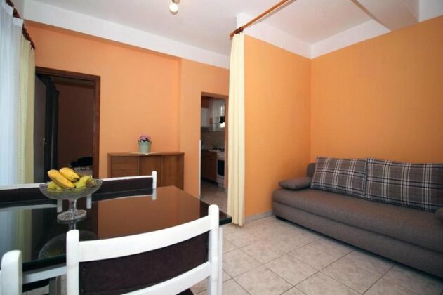 Apartments Ruzica Tisno - Photo4