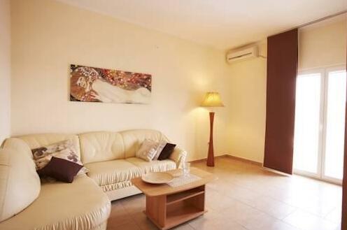 Villa Lana Apartments - Photo4