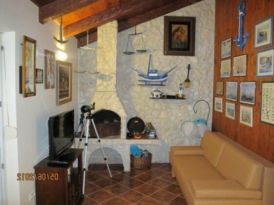 Villa Pauk - Holiday Home Zizanj - Photo2