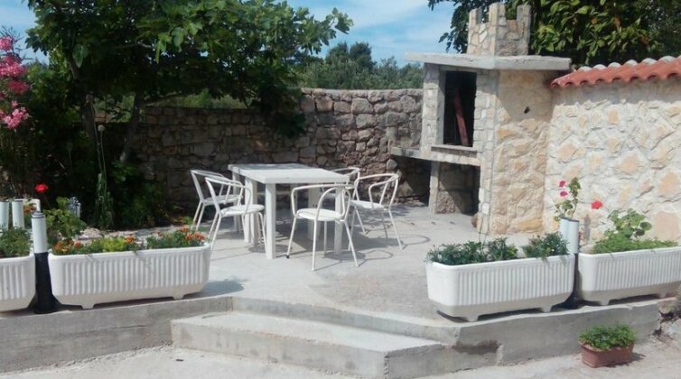 Guesthouse Sovlje Tribunj - Photo2