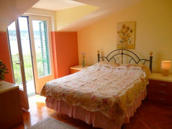Anita Apartments Trogir - Photo4