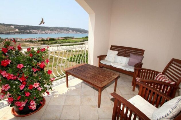 Apartman Dinka Trogir - Photo2