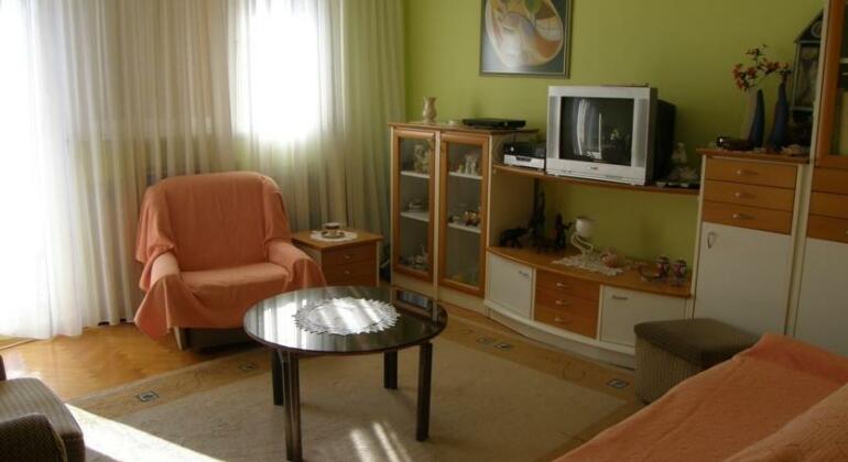 Apartment Blazenka Trogir - Photo2