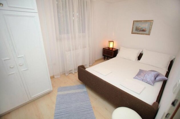 Apartment Eva Trogir - Photo2