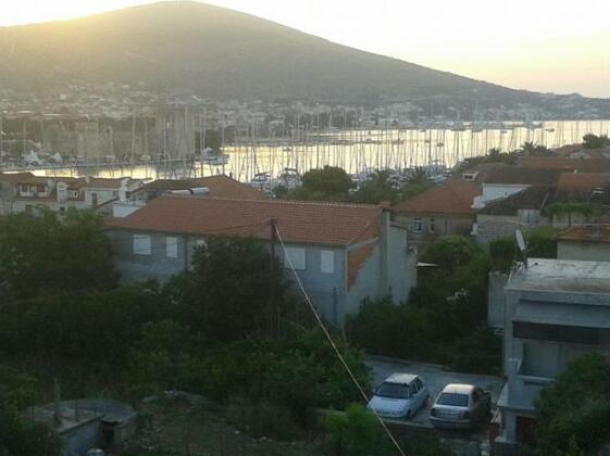 Apartment Jure Trogir - Photo5