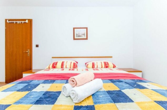 Apartments and Rooms Iva - Photo4