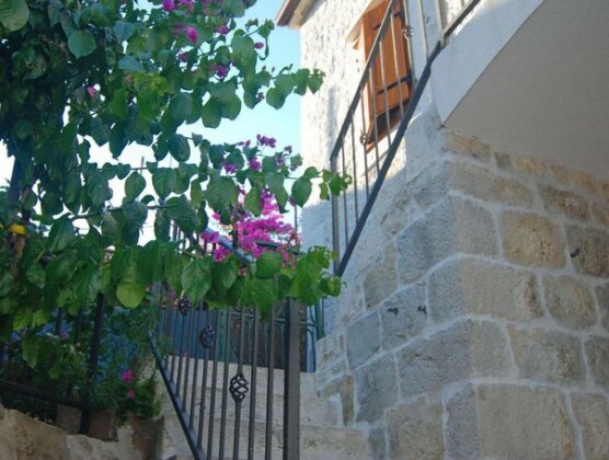 Apartments and Rooms Marino - Photo2