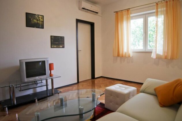 Apartments Joseph and Mary - Photo4