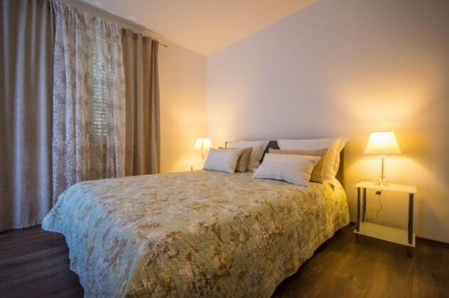 Apartments Maria Trogir - Photo2