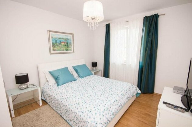 Apartments Maria Trogir - Photo3