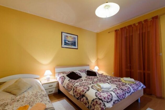 Holiday Home Sandra Trogir - Photo4