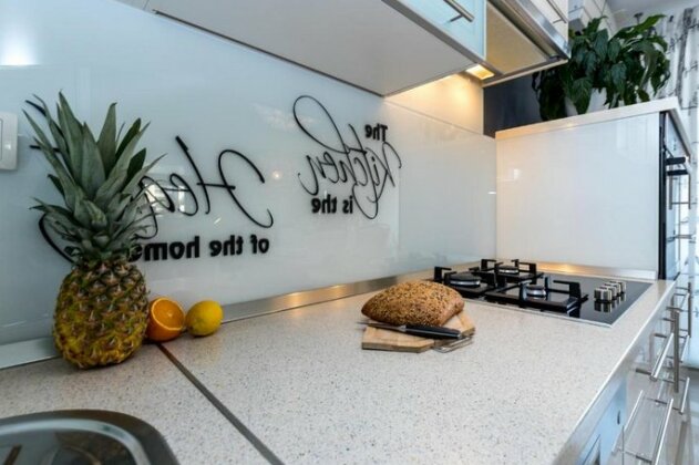 Lala's City Apartment - Photo4