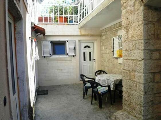 Studio Apartments Emotha - Photo2