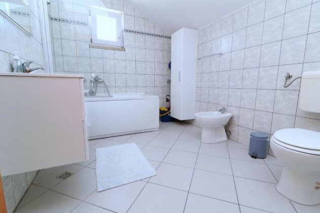 Apartments Plavac Mali - Photo2