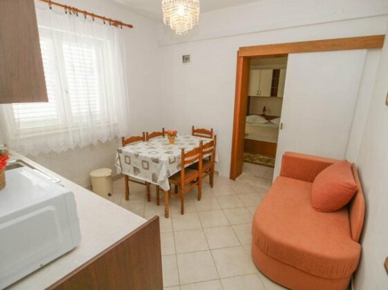Jordan Apartments - Photo3