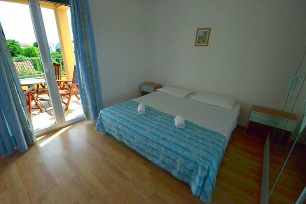 Apartments AnaMaria Turanj - Photo4